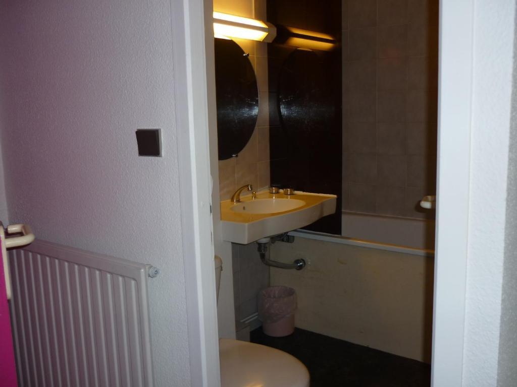 Hotel Entre 2 Mers Proche Bordeaux Carbon-Blanc Rum bild