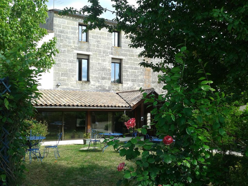 Hotel Entre 2 Mers Proche Bordeaux Carbon-Blanc Exteriör bild